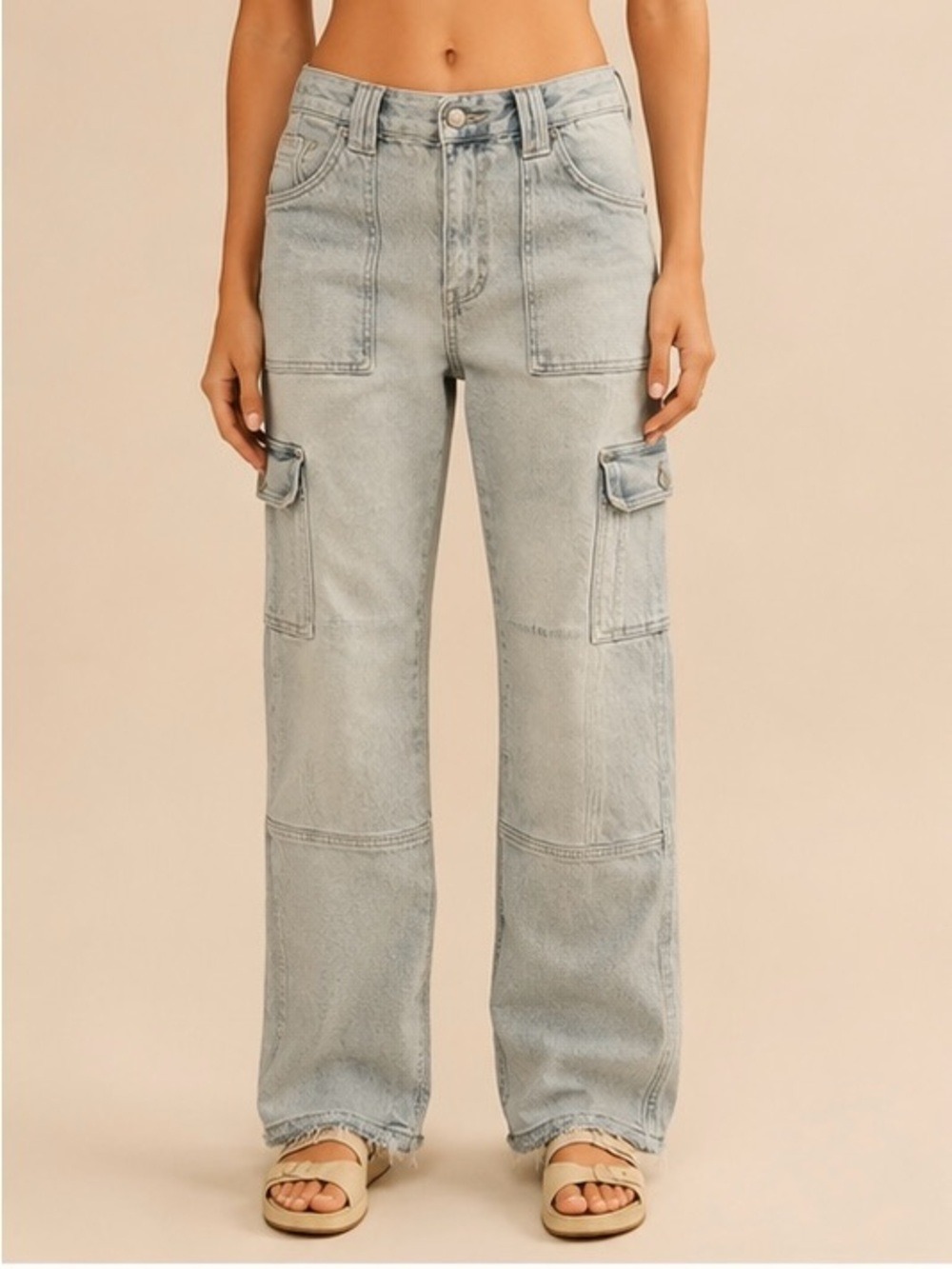 ALTAR’D STATE Light Wash Wide Leg Cargo Jeans Size 30 EUC Y2K 90’s - Picture 2 of 9